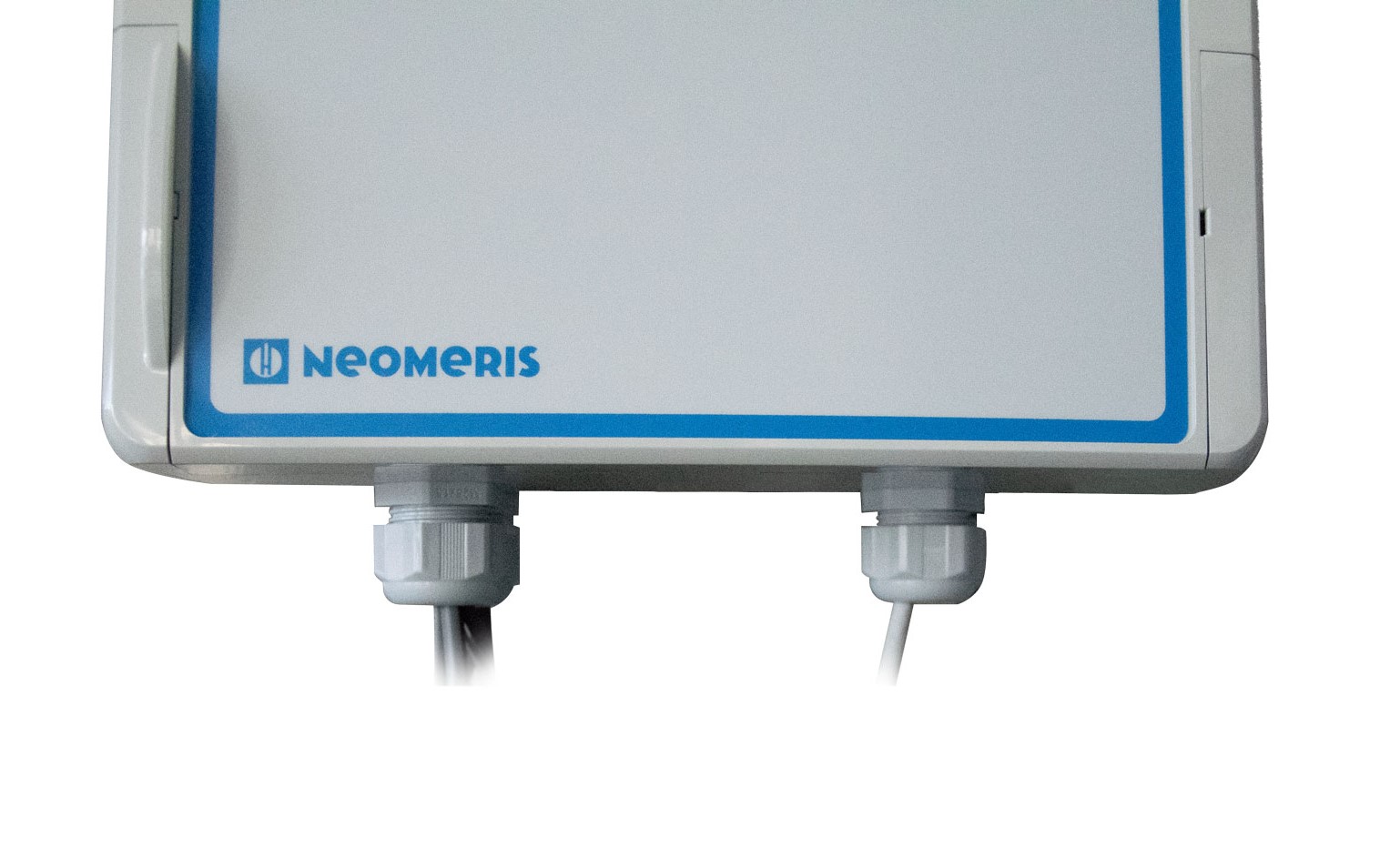 NeoTecMaster® enclosure IP66 for 7″ screen, light grey