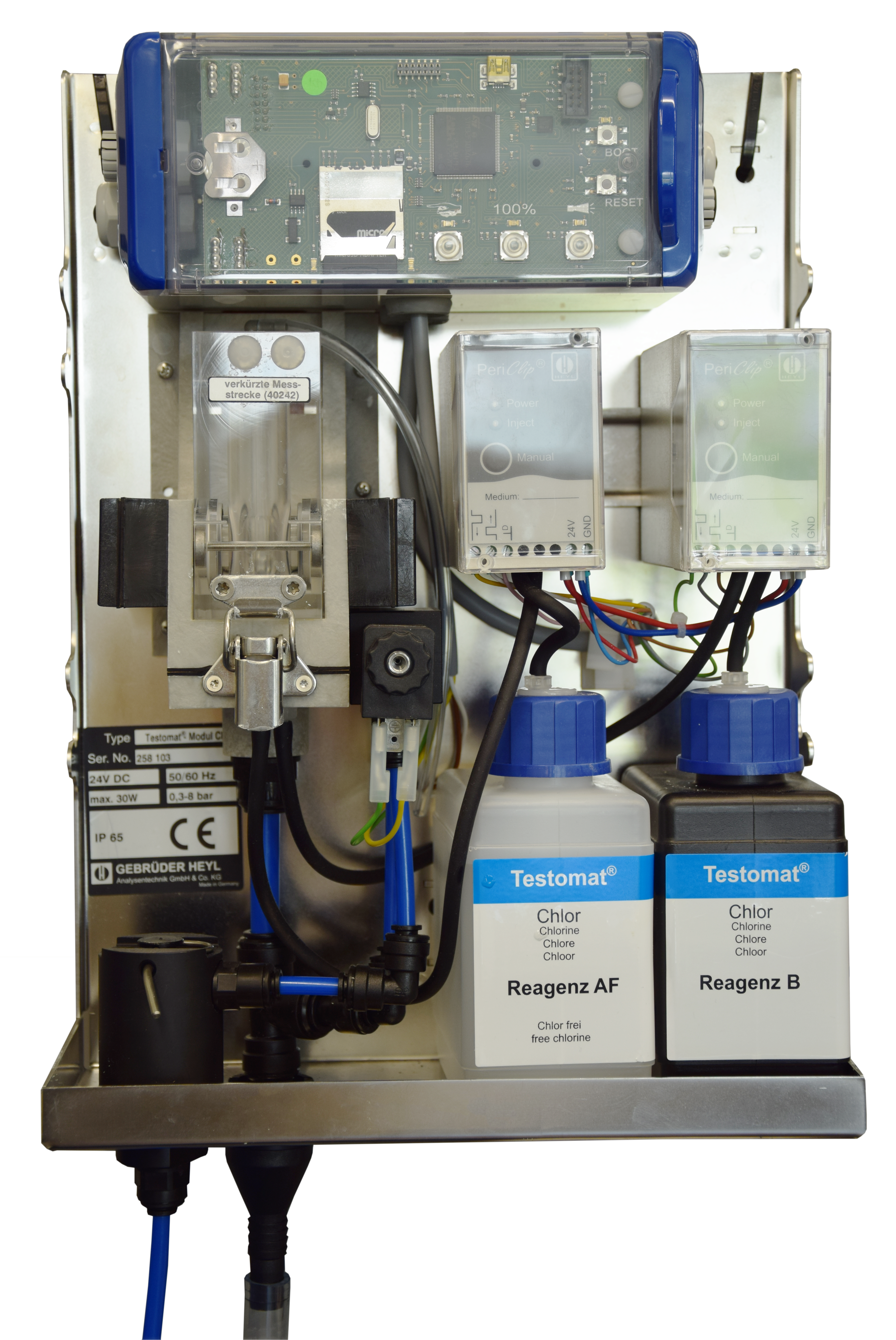 Testomat® LAB CL Testomat LAB CL, Frontansicht des offenen Geräts, Gesamtchlor- und freies Chlor-Messung