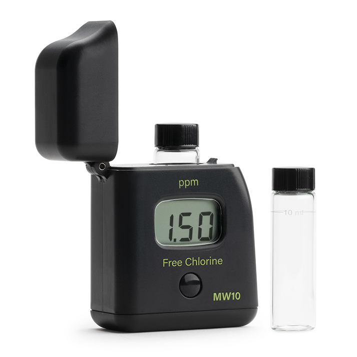 Milwaukee MW10 Digital Free Chlorine Tester Device with Reagents