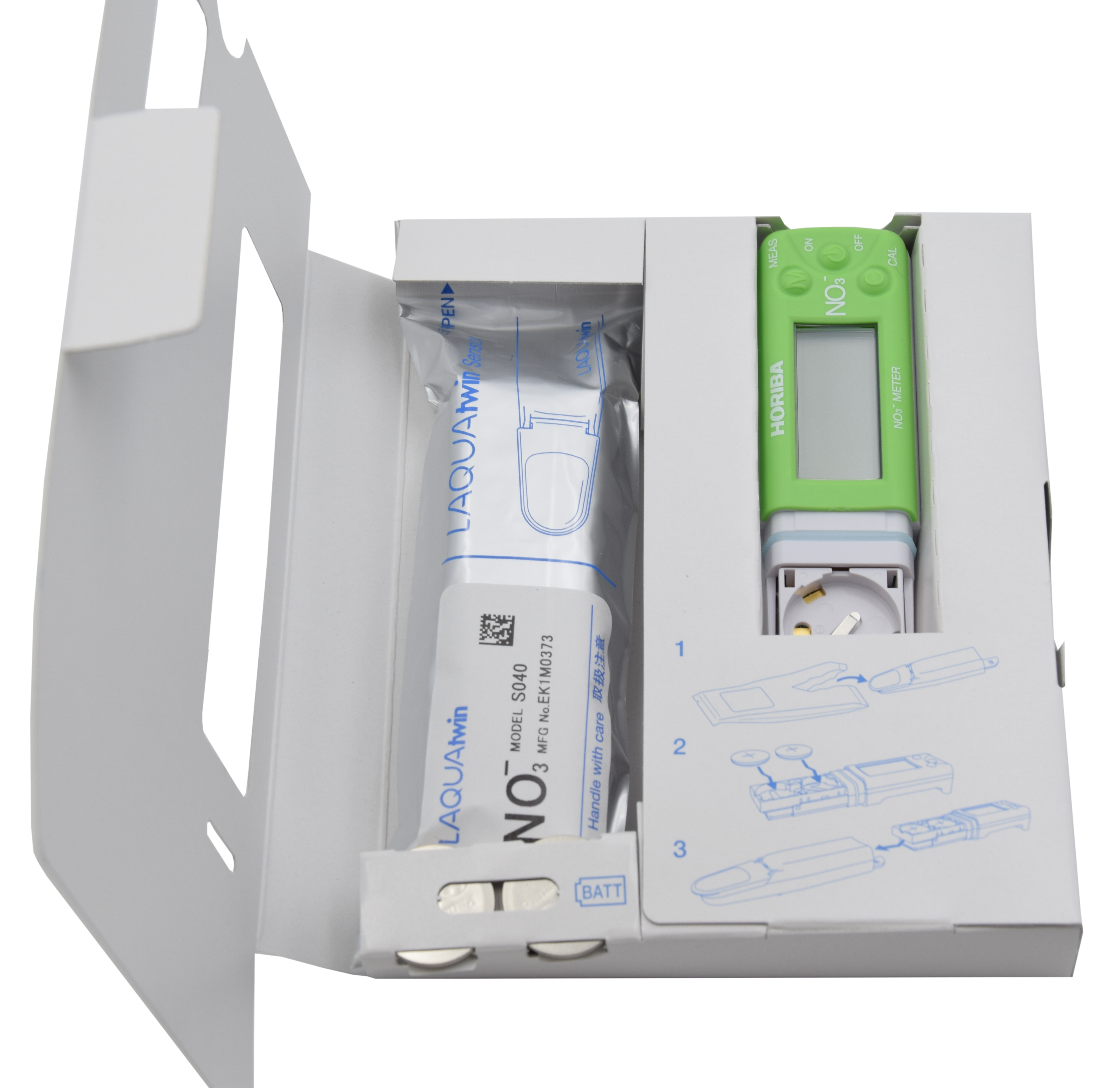 Horiba NO3 11 opened packaging, device and sensor visible alongside accessories, unique view of the set, prepared for initial start-up