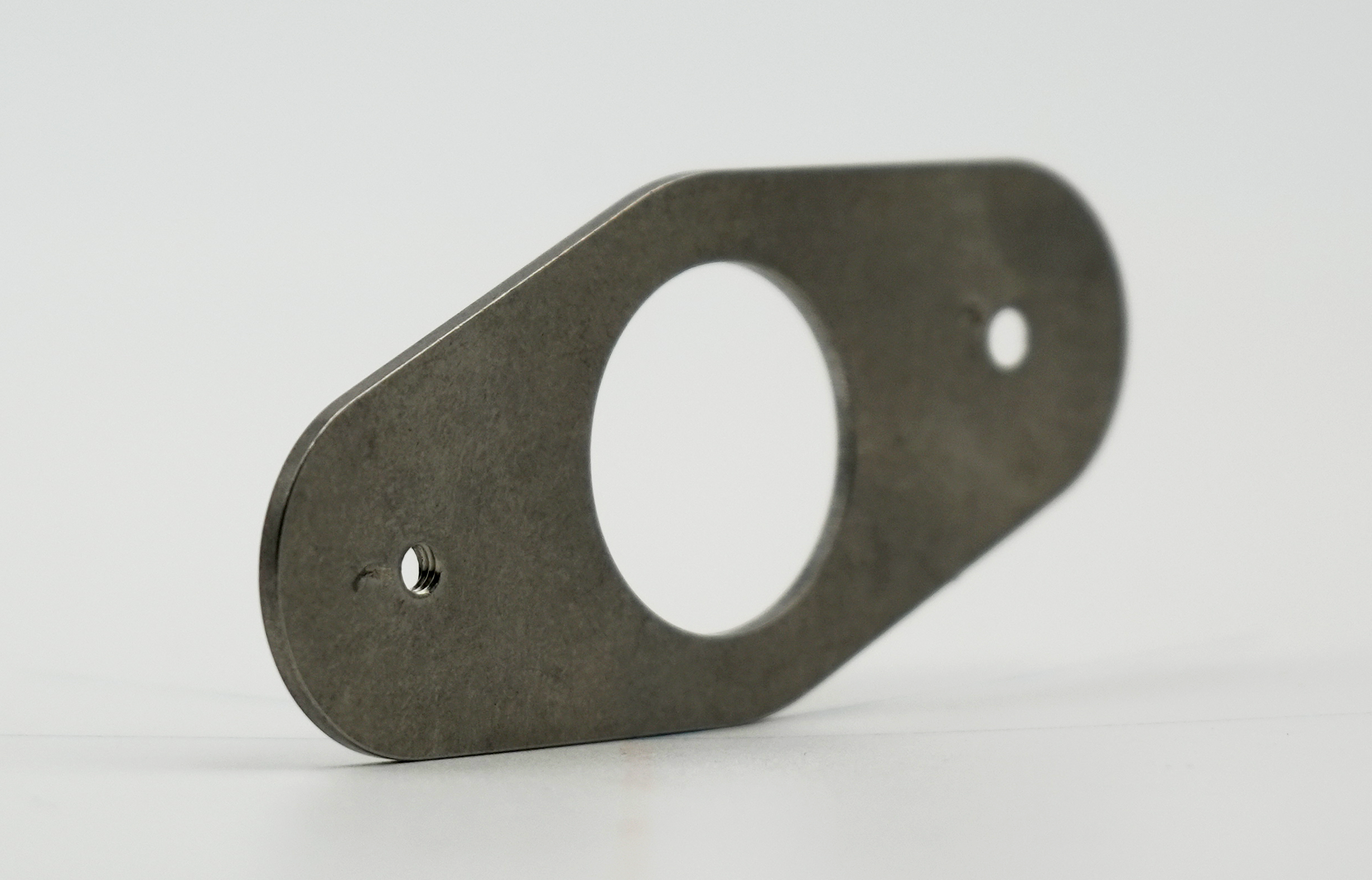 Viewing window holder with countersink and 1.5 thread for the measuring chamber with double glazing, Side view left