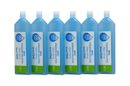 Horiba 300ppm Nitrate Standard Solution, 6 bottles in a row, reliable calibration for water quality